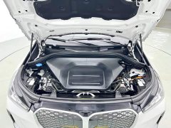 BMW iX1 eDrive25L X Design Package - ფოტო 16