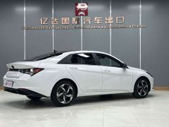 Hyundai Elantra 1.5L CVT Luxury - ფოტო 12