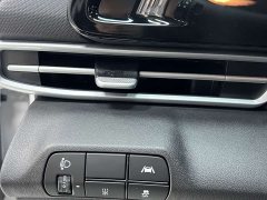 Hyundai Elantra 1.5L CVT Luxury - ფოტო 7