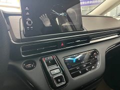 Honda Odyssey 2.0L e:HEV Sharp Smart Edition - ფოტო 9