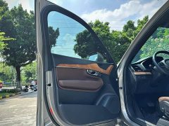 Volvo XC90 B6 Inscription 7-Seater - ფოტო 10