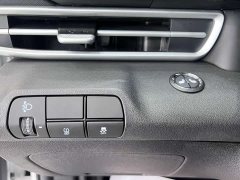 Hyundai Elantra 1.5L CVT GLX Elite - ფოტო 9