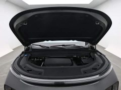 Li Auto L8 Max - ფოტო 15