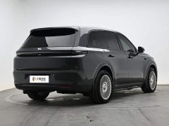 Li Auto L8 Max - ფოტო 3