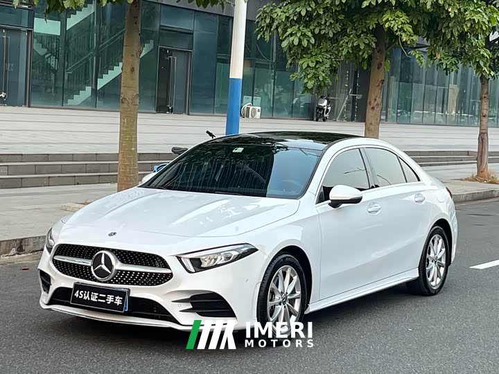 Mercedes-Benz A-Class A 200 L Sport Sedan Fashion Edition