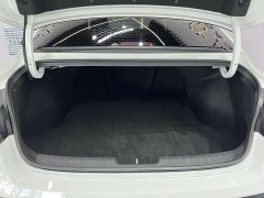 Hyundai Elantra 1.5L CVT Luxury - ფოტო 15