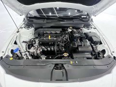 Hyundai Elantra 1.5L CVT Luxury - ფოტო 19