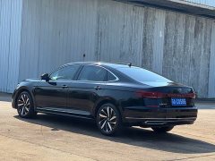 Volkswagen Passat 330TSI Starry Sky Elite - ფოტო 8