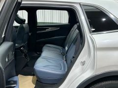 Lincoln Explorer 2.0T AWD Elite - ფოტო 15