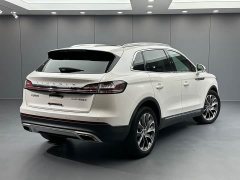 Lincoln Explorer 2.0T AWD Elite - ფოტო 4