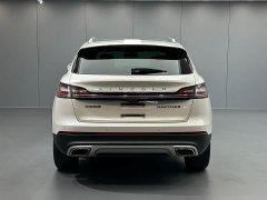 Lincoln Explorer 2.0T AWD Elite - ფოტო 5
