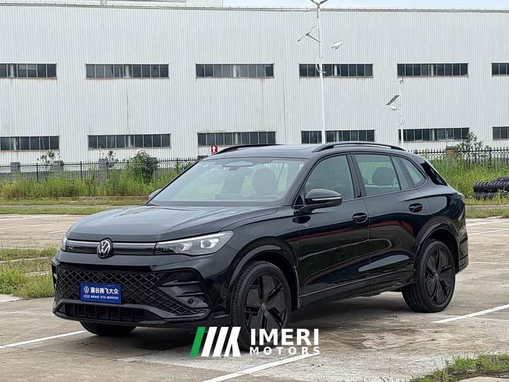 Volkswagen Tiguan L PRO 330TSI FWD R-Line Premium Edition