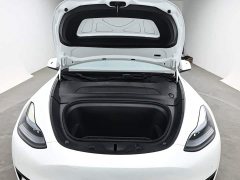 Tesla Model Y 2022 Facelift Rear-Wheel Drive - ფოტო 17