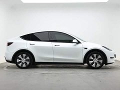 Tesla Model Y 2022 Facelift Rear-Wheel Drive - ფოტო 5