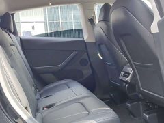 Tesla Model Y Long Range All-Wheel Drive 3D7 - ფოტო 10
