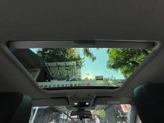 Volkswagen Lingdu L 280TSI DSG Dazzling Red Edition - ფოტო 17