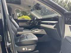 Lincoln Explorer 2023 2.0T AWD EcoBoost Hybrid Elite - ფოტო 10