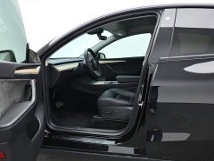 Tesla Model Y Rear-Wheel Drive - ფოტო 12