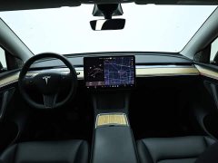 Tesla Model Y Rear-Wheel Drive - ფოტო 15