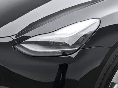 Tesla Model Y Rear-Wheel Drive - ფოტო 18