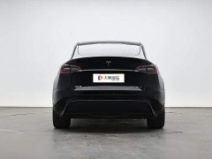 Tesla Model Y Rear-Wheel Drive - ფოტო 4
