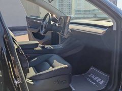 Tesla Model Y Long Range All-Wheel Drive - ფოტო 12