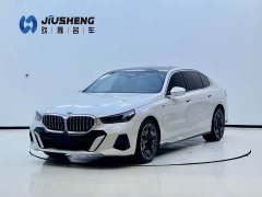 BMW 5 Series 530Li Luxury M Sport Package - ფოტო 1