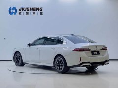 BMW 5 Series 530Li Luxury M Sport Package - ფოტო 15