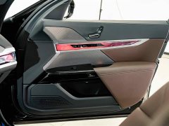 BMW i7 2023 eDrive50L Luxury Enjoyment Package - ფოტო 17