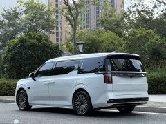 Zeekr Geely Zeekr 009 2022 WE Edition - ფოტო 4