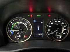 Toyota Vellfire Crown Hybrid 2.5L HV Premium Edition - ფოტო 10