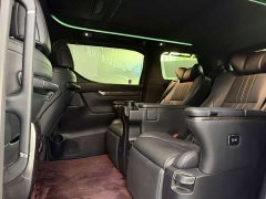 Toyota Vellfire Crown Hybrid 2.5L HV Premium Edition - ფოტო 9