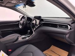 Toyota Camry 2.0G Luxury - photo 11