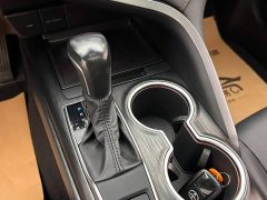 Toyota Camry 2.0G Luxury - photo 16