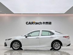 Toyota Camry 2.0G Luxury - photo 2