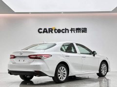 Toyota Camry 2.0G Luxury - photo 5