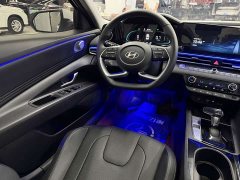 Hyundai Elantra 2023 1.5L CVT Luxury - ფოტო 13
