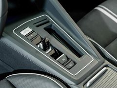 Volkswagen Golf 280TSI DSG R-Line 50th Anniversary Edition - ფოტო 11