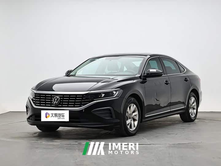 Volkswagen Passat Outstanding Edition 280TSI Business Version