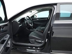 Volkswagen Passat Outstanding Edition 280TSI Business Version - ფოტო 10