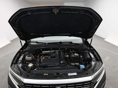 Volkswagen Passat Outstanding Edition 280TSI Business Version - ფოტო 16