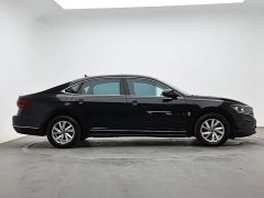Volkswagen Passat Outstanding Edition 280TSI Business Version - ფოტო 6