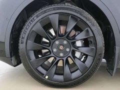 Tesla Model Y 2023 Long Range All-Wheel Drive - ფოტო 9