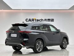 Toyota Crown Venza 2.5L HEV AWD Premium - ფოტო 5