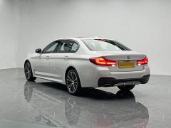 BMW 5 Series 530Li Premier M Sport Package - ფოტო 4