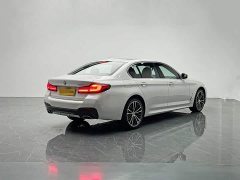 BMW 5 Series 530Li Premier M Sport Package - ფოტო 6