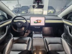 Tesla Model Y Rear-Wheel Drive - ფოტო 5