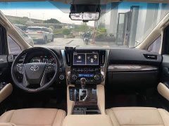 Toyota Vellfire 2020 Dual Motor 2.5L HV Premium Edition - ფოტო 8