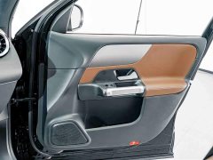 Mercedes-Benz GLB 200 Fashion Edition - ფოტო 14