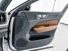 Volvo XC60 B5 AWD Smart Luxury Edition - ფოტო 13